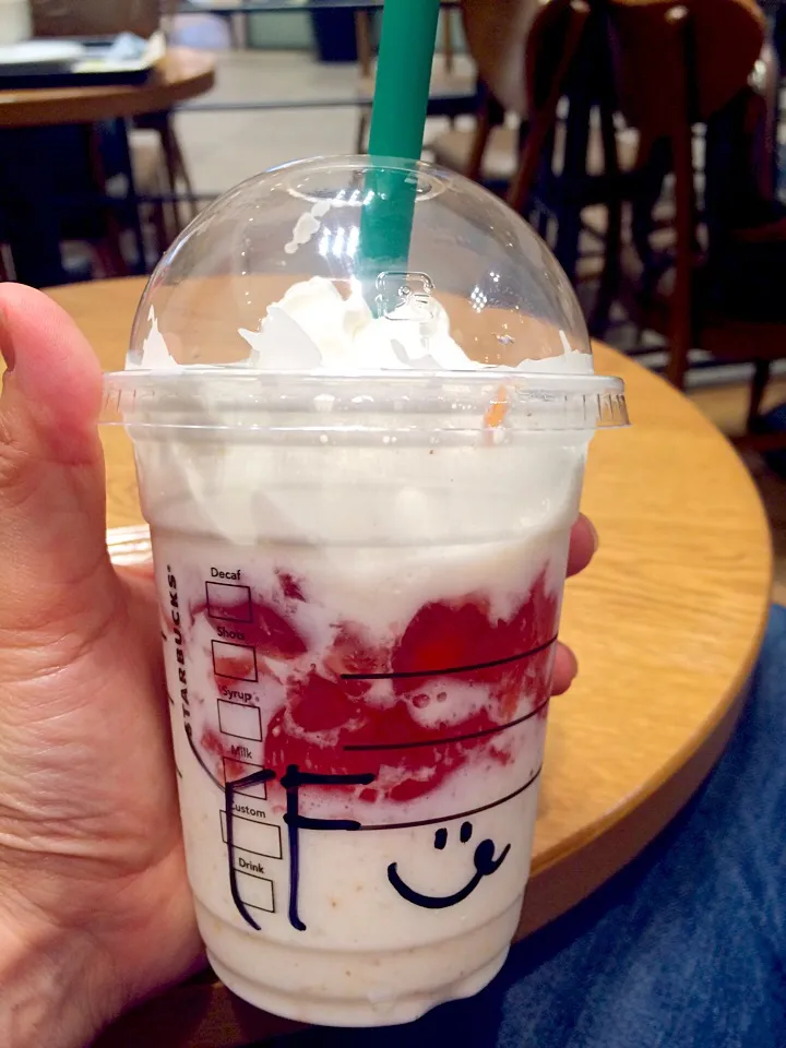 YF @Starbucks|renaleonさん