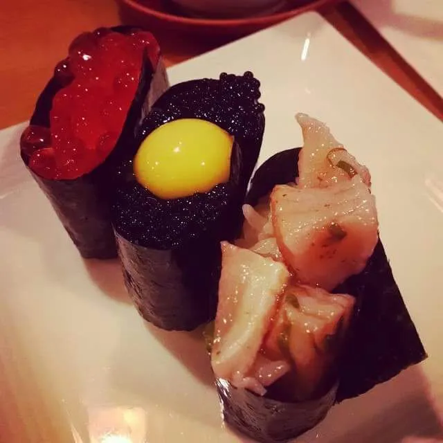 #sushi #quailegg #salmonroe #caviar #onigiri @restsurant|CHUENCHAIさん