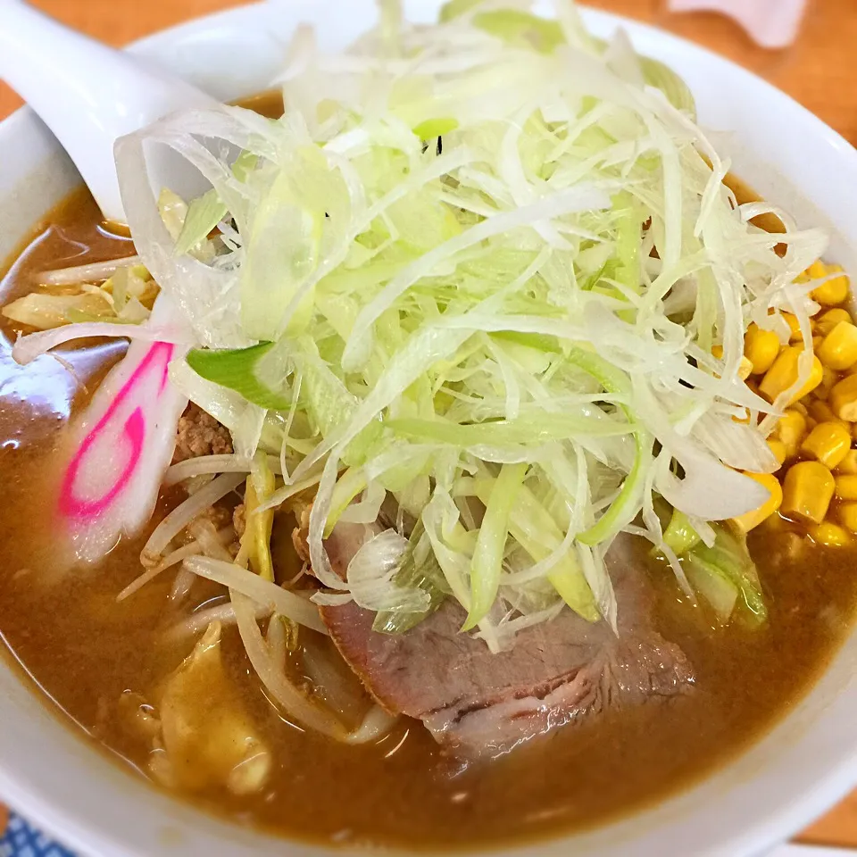 Snapdishの料理写真:味噌ネギラーメン！満足だー（≧∇≦）|リュカさん