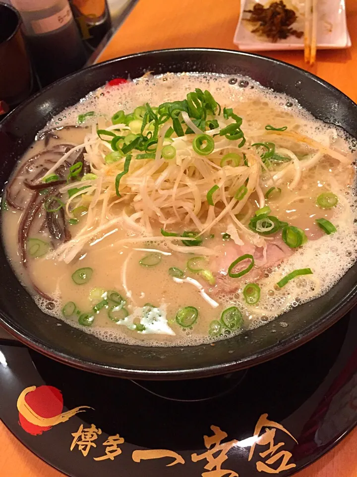 博多のとんこつラーメン|ごはんできたよ〜さん