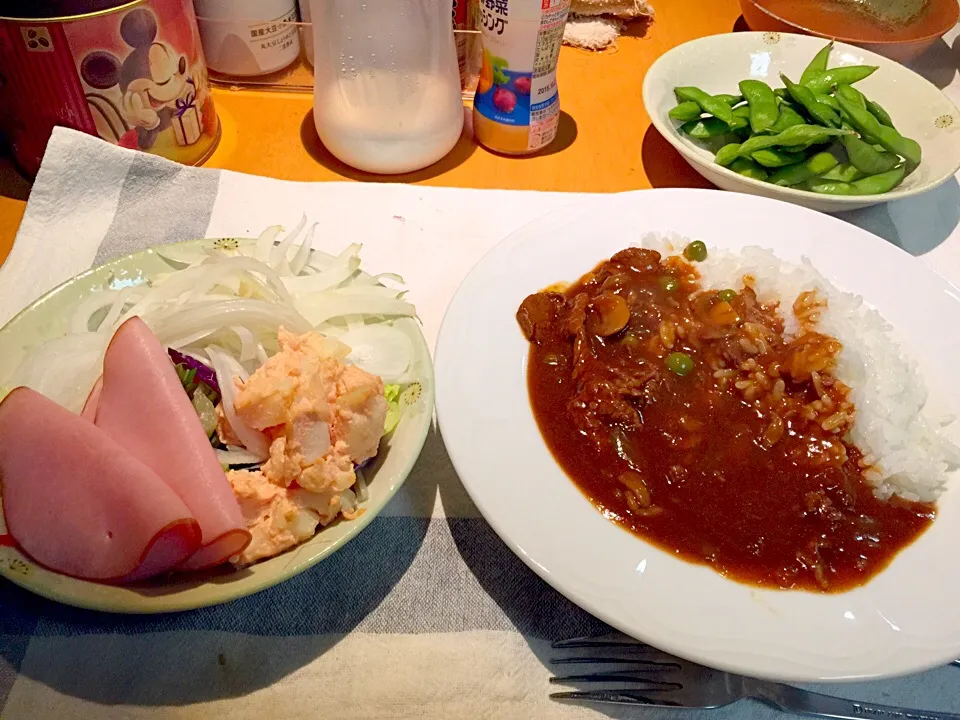 Snapdishの料理写真:シンプルなハヤシライス|ゆんたくさん