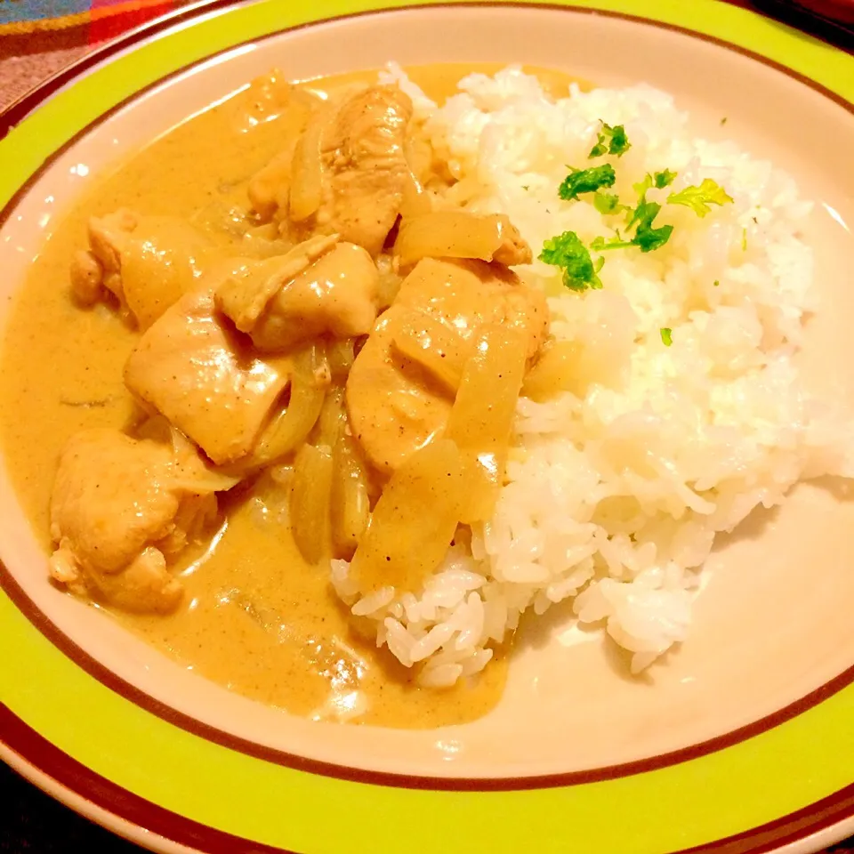 チキンカレーで夕食🍛🍛|かずみさん