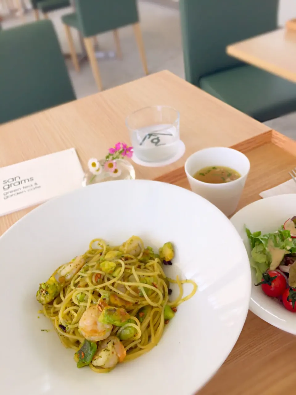 ジェノベーゼパスタランチ@San grams green tea &green cafe|miyukiさん