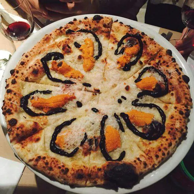 Snapdishの料理写真:sea urchin pizza with black squid ink ,dinnertime @ProvaPizza in NYC summer|CHUENCHAIさん