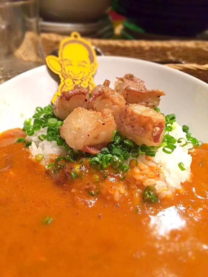 Two Sam's Up、ぷりぷりネギホルモンカレーをイエローカレーで！|大阪カレー部長さん