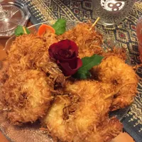 Snapdishの料理写真:Coconut prawns|Nittaya Sichabal-Braunさん