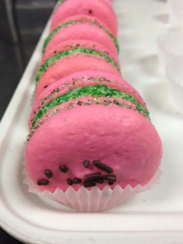 Watermelon macaroons|CHUENCHAIさん