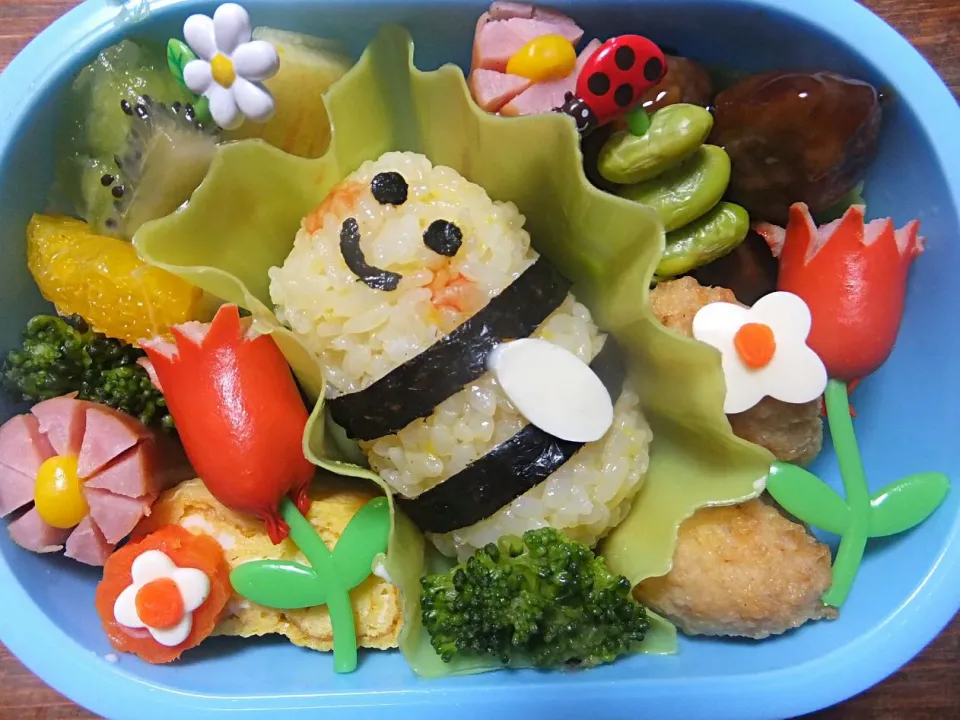 チビさんのハチさん弁当|ちいぼうさん