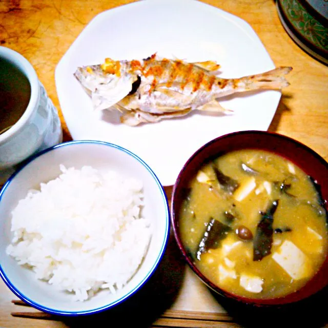 Snapdishの料理写真:釣りシロムツの塩焼き

 #朝食 #シロムツ #塩焼き|Masatoさん