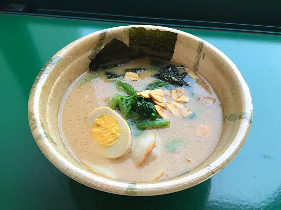 メッセトンコツ醤油ラーメンin甲子園|ito9215さん