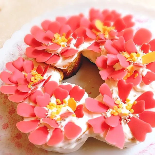 フライパンで作ったシフォンケーキ🌸カーネーションをイメージして😌🌸|ほのみさん