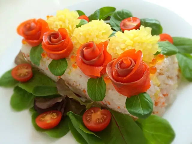 Snapdishの料理・レシピ写真:お花のすしケーキ｜お花咲きはじめました！！〜お皿の上のお花図鑑♪季節を彩る〜お花寿司♪冬から春編