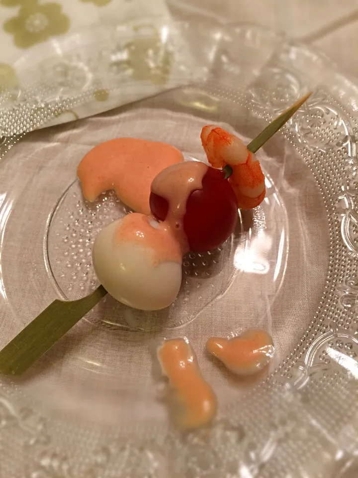 Snapdishの料理写真:Pinchos of quail eggs, shrimps and small tomatoes;)|aястасияさん