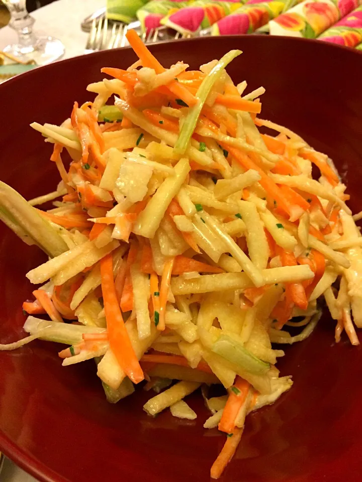 Apples, carrots, celery with yoghurt dressing salad;))|aястасияさん