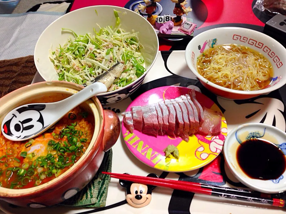 Snapdishの料理写真:みずなきゃべつしーちきんらさだきむちぞうすいこんにゃくらーめんひらすのさしみ|ミッキーまうすさん