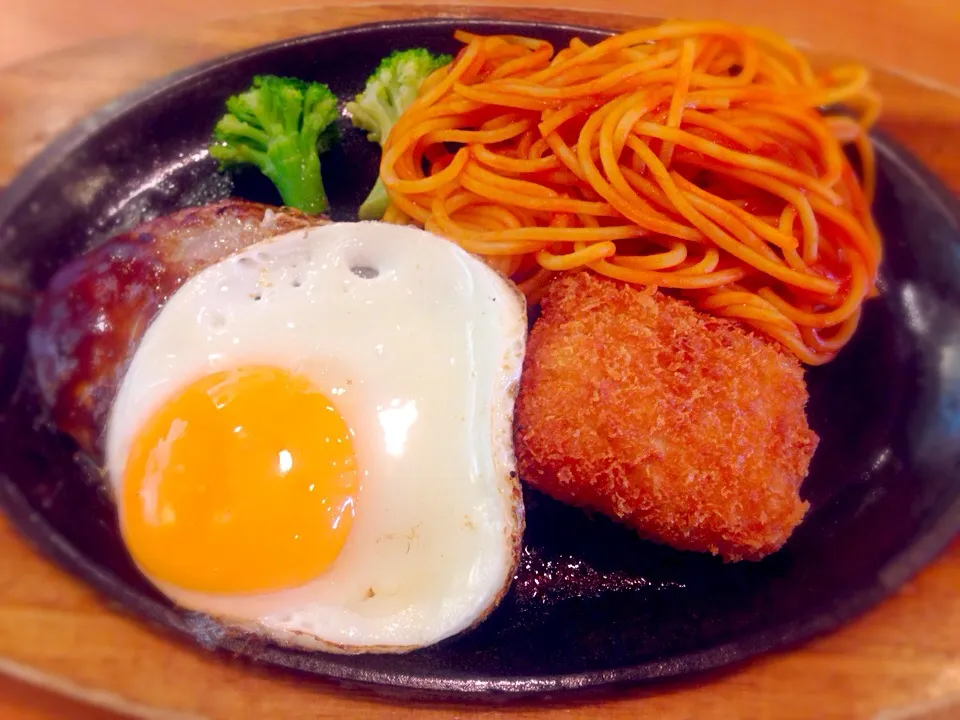 洋食屋さんのコンボ ランチ|ゆうじ.さん