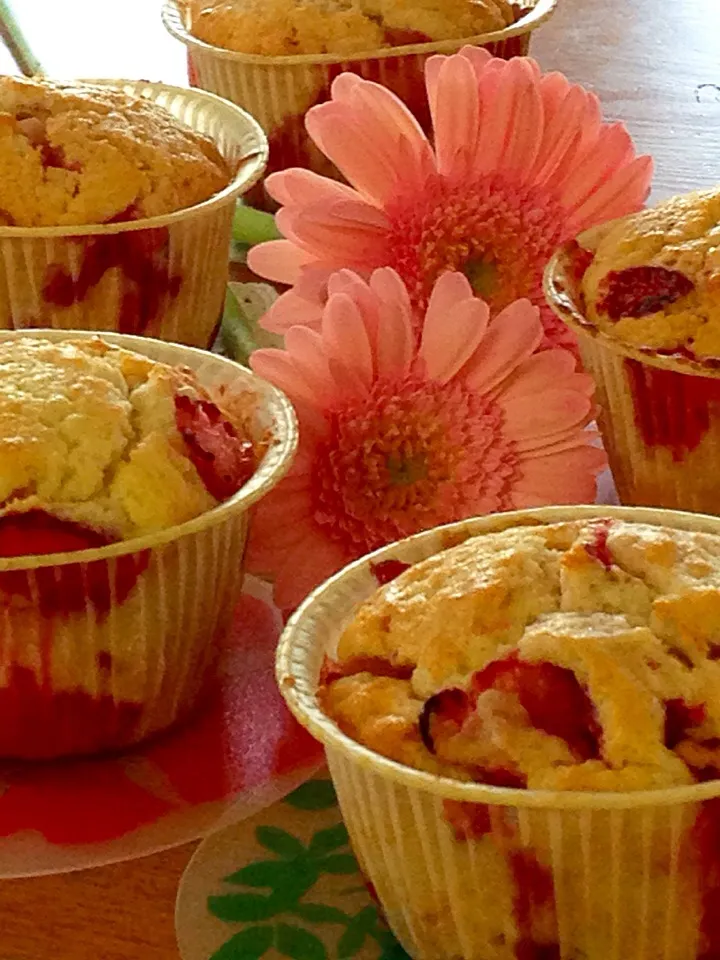 リーチさんの料理 フレッシュ苺のミルキーマフィン🍓|nononkoさん