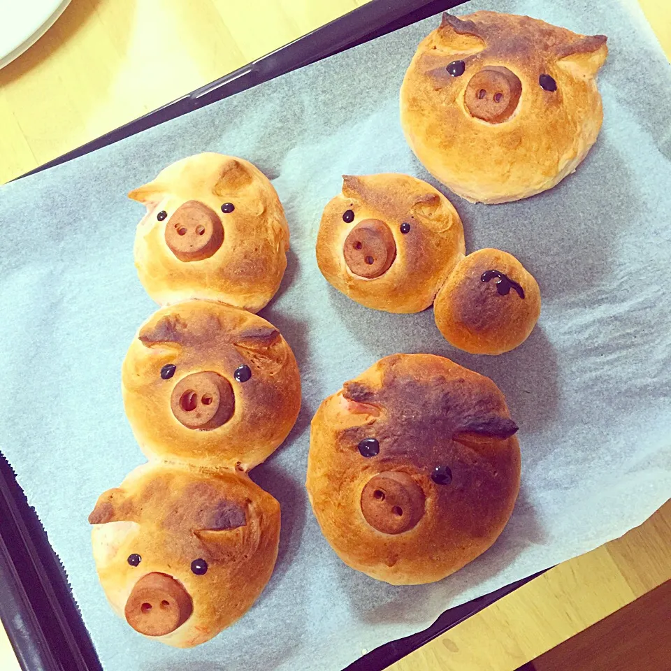 3匹の子豚♡リベンジしたつもりが焼きすぎた。。|Chie Hayashiさん