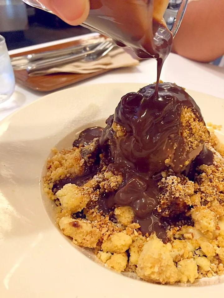 Chocolate crumble icecream|PhUnGさん