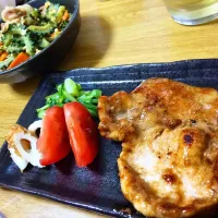 Snapdishの料理写真:生姜焼きとゴーヤチャンプルー＊|ゆいさん