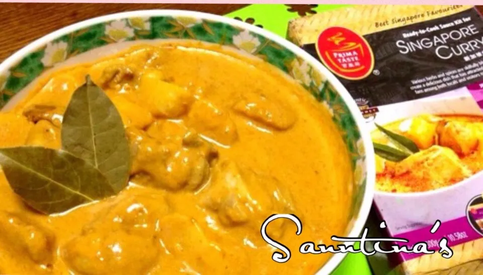 Snapdishの料理写真:✨SINGAPORE CHICKEN CURRY 🍛シンガポールのチキンカレー😋カレーの素はシンガポールで働いてる姪子から、送って貰った(*^_^*)✨|🌺Sanntina🌺さん