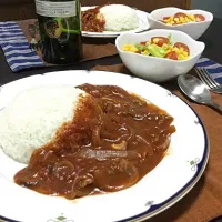 Snapdishの料理写真:ルー不要 ハヤシライス|Riee's kitchenさん