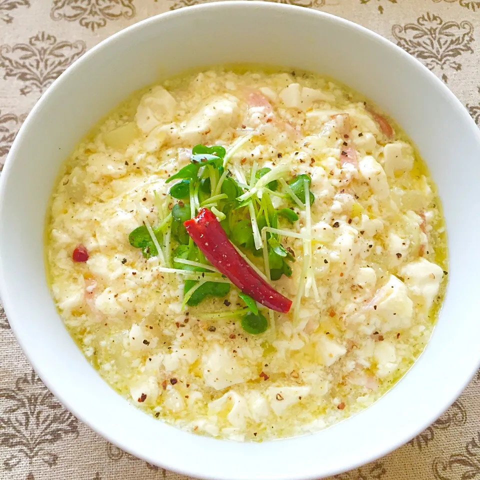 豆腐のヘペロンチーノ風ふわトロ丼|カウンター嬢さん