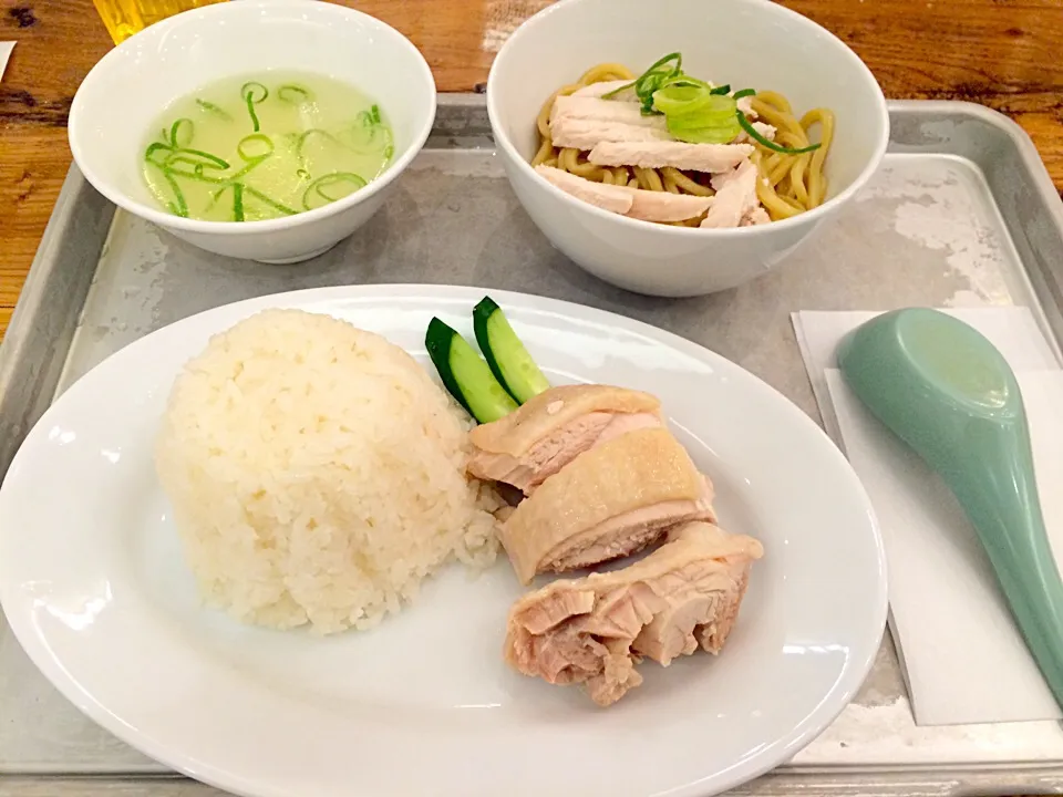 Chicken rice with chicken noodle|yukirinさん