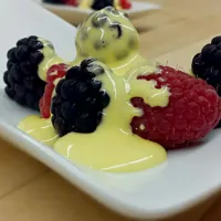 Fresh fruit with champagne sabayon|Sierra Perezさん