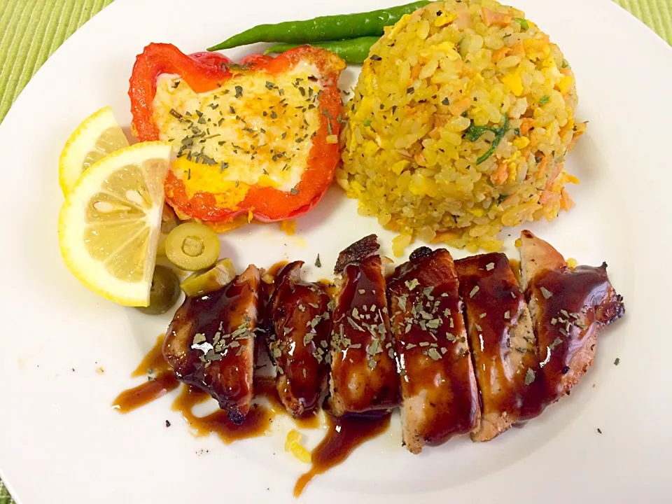 Grilled pork and spicy fried rice|Jaimie Alvarezさん