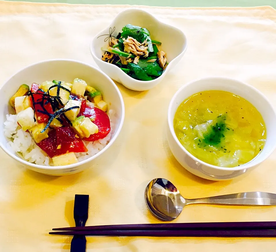 三種イタリア丼🇮🇹、ささみと香味野菜のシャキシャキサラダ、キャベツとグリーンピースジェノバソース添え|Atelier de cuisine🍴さん