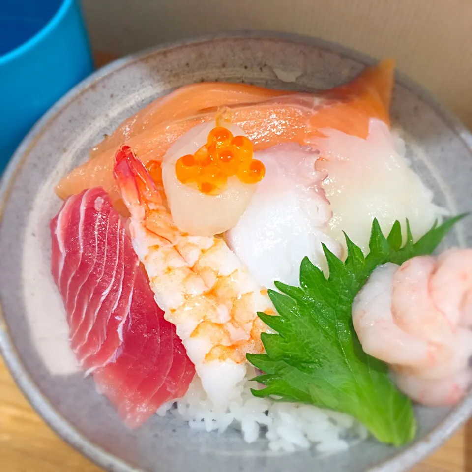 海鮮丼！590円！明石魚の棚|2boy mamさん