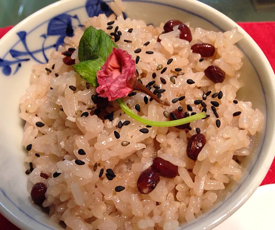 赤飯 ( glutinous rice with red beans )|💖 ジジ 💖さん