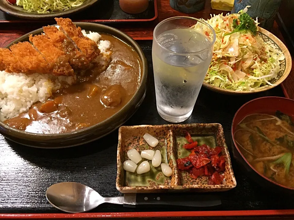 おかやま食堂カツカレー|スミジリさん