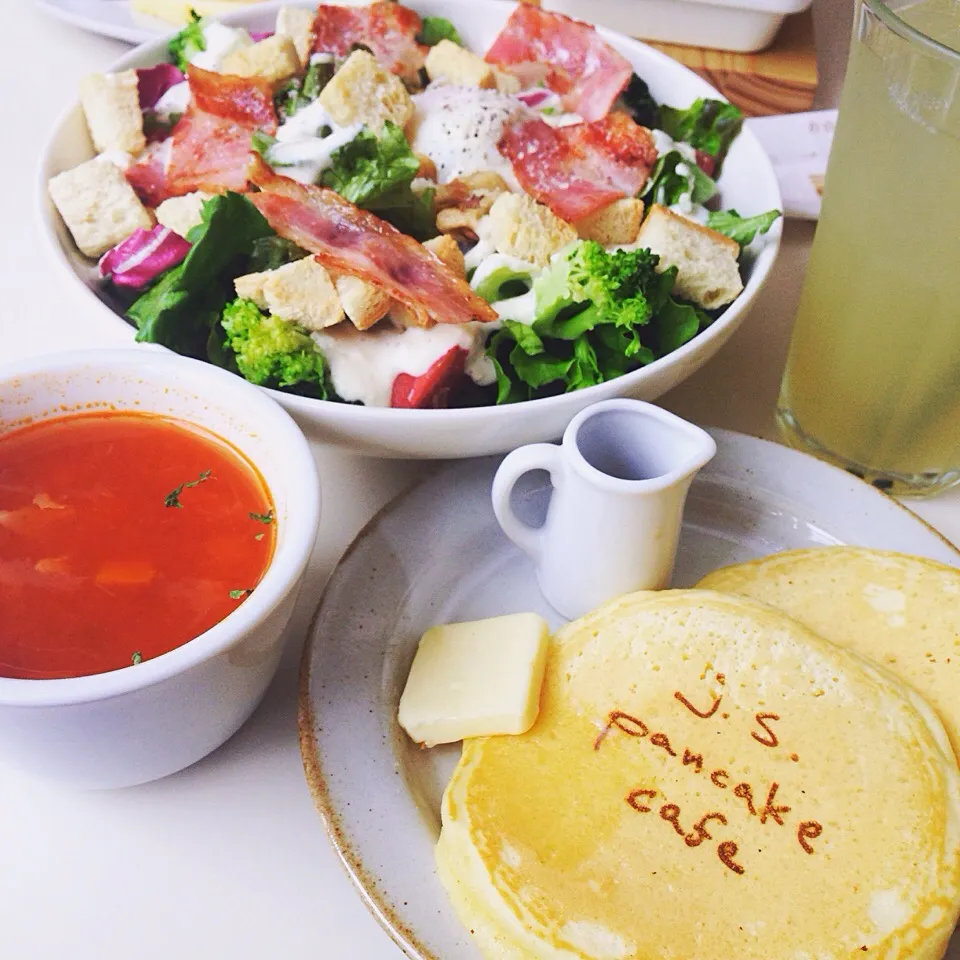 j.s.pancake cafeでランチ♡|airyⓂ︎さん