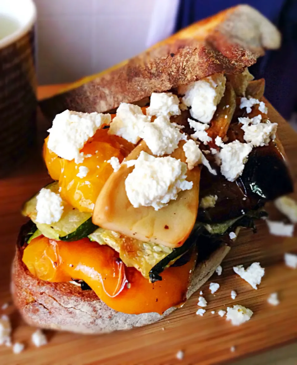 Grilled vegetables and feta on pumpkin toast|coxiella24さん