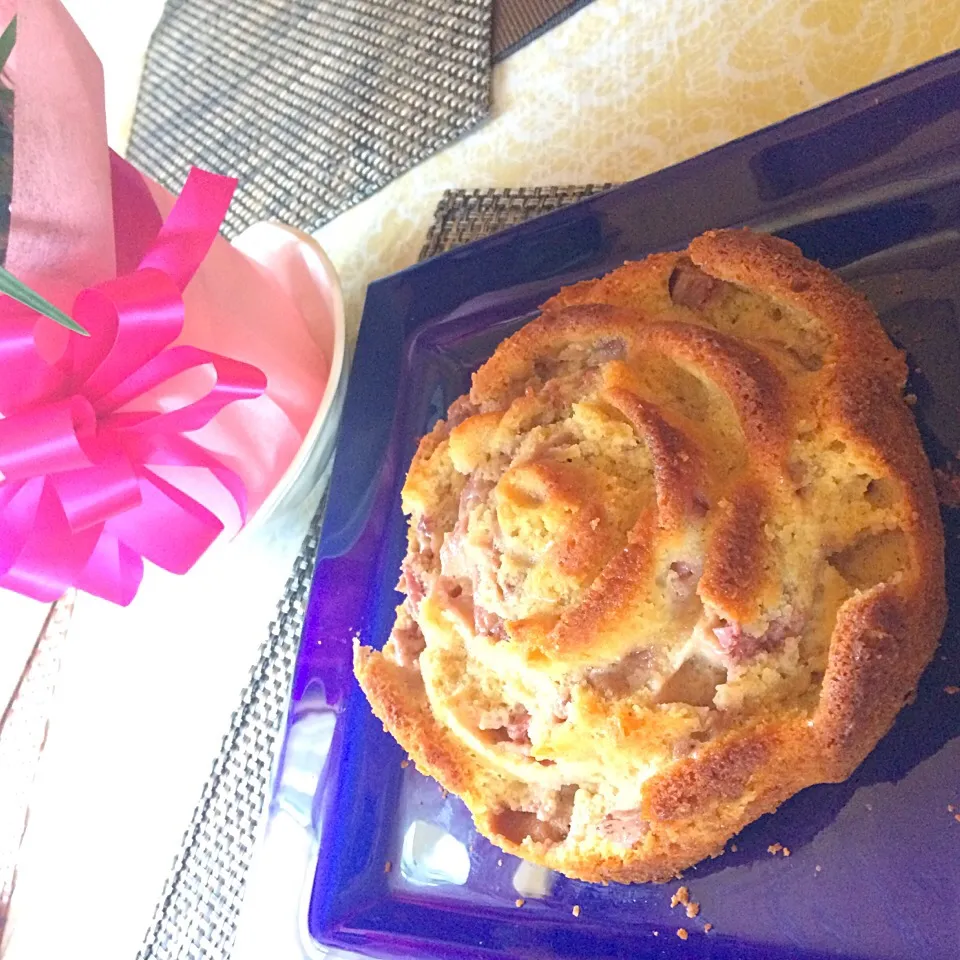 リーチさんの料理 フレッシュ苺のミルキーマフィン🍓 バターをクリチ アーモンドプルーフをたっぷりめに焼きました。|佐野未起さん