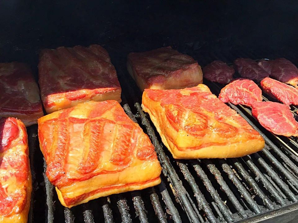 Cherry Smoked Bacon & Pork Cheeks|Chris Shannonさん