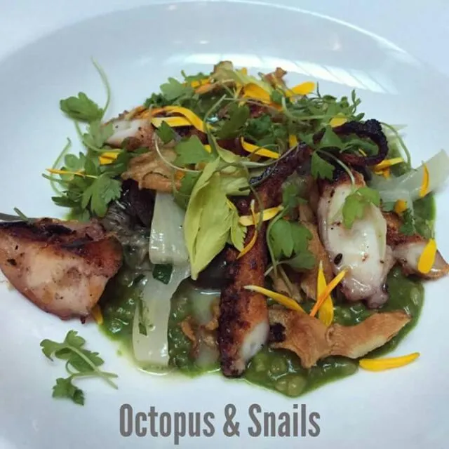 octopus and snail petal salad|CHUENCHAIさん