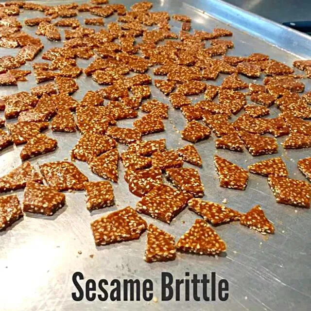 sesame brittle|CHUENCHAIさん