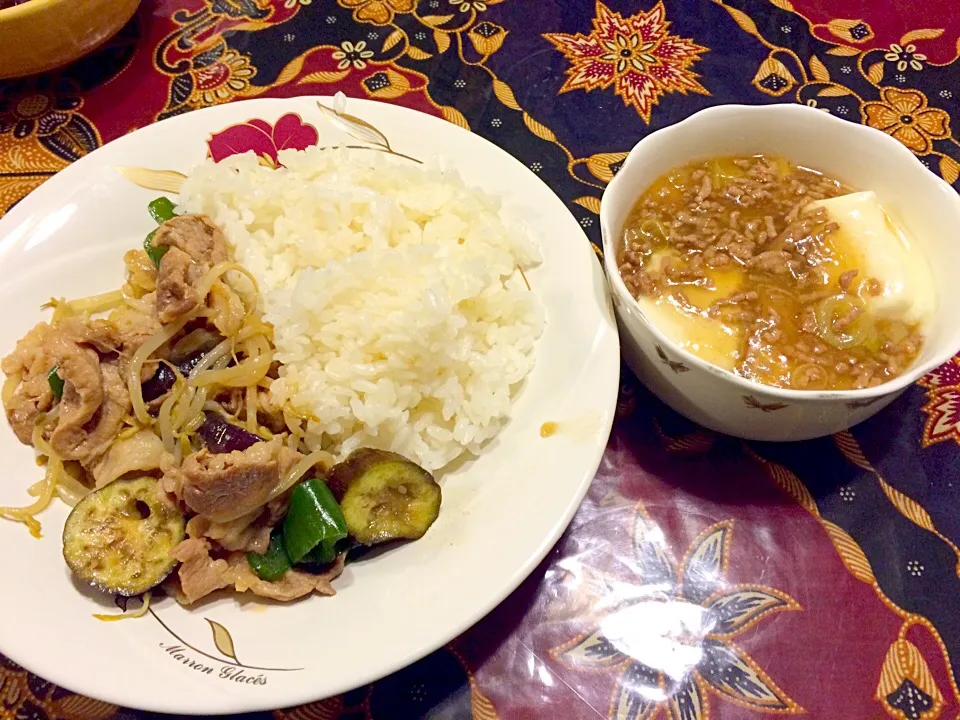 野菜炒めとそぼろあんかけ豆腐|いづみさん