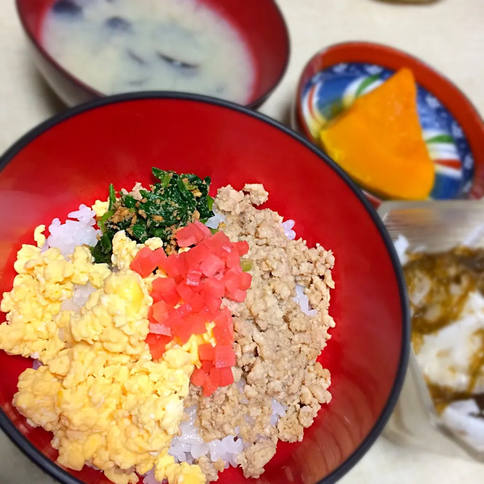 簡単そぼろ丼|hamamaさん