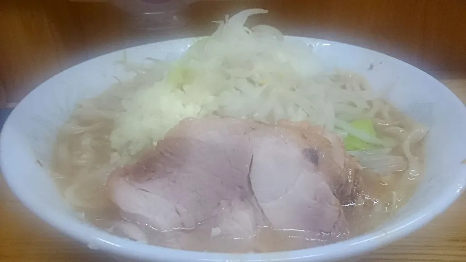 二郎赤羽店の小ラーメン(チャーシュー2枚)+ニンニク ＠赤羽|大脇さん