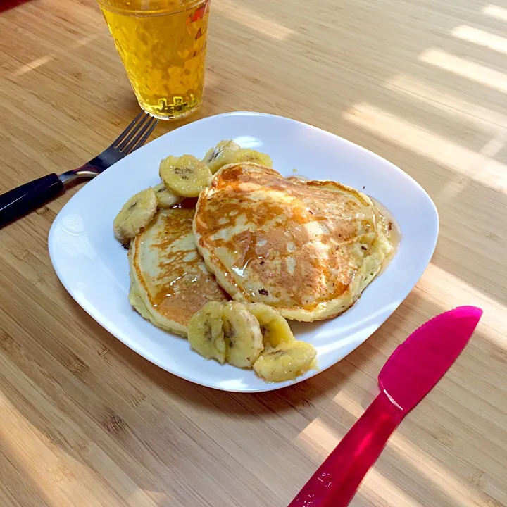 Snapdishの料理写真:ふわふわパンケーキ♡|rikuさん