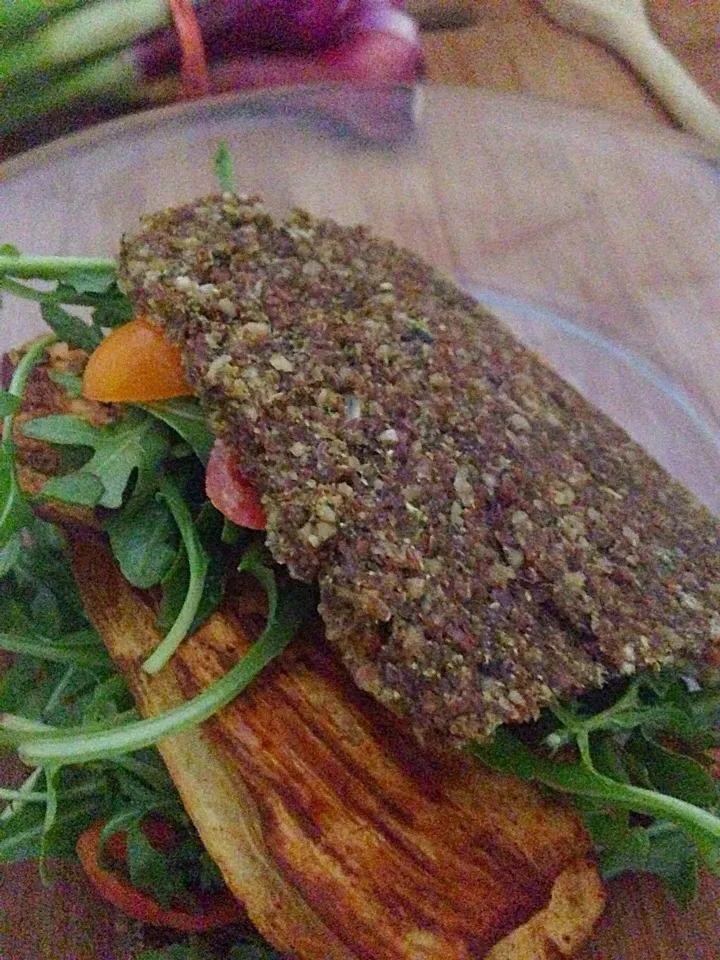 Snapdishの料理写真:Raw Vegan BLT|Pamela J. Thomasさん