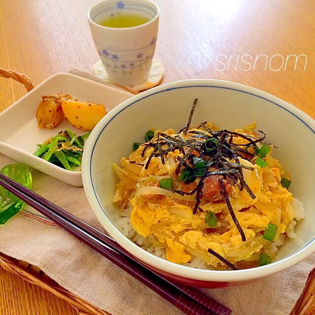 Snapdishの料理写真:焼鳥のもやし卵とじ丼|なおさん