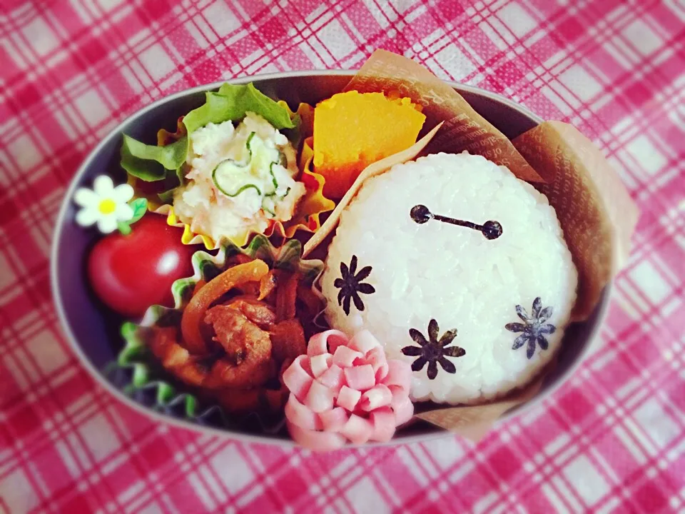 お花模様のベイマックス弁当♥︎︎∗︎*ﾟ|さおりさん