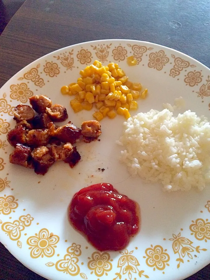 Sausage, rice, corn|Jessica Cさん