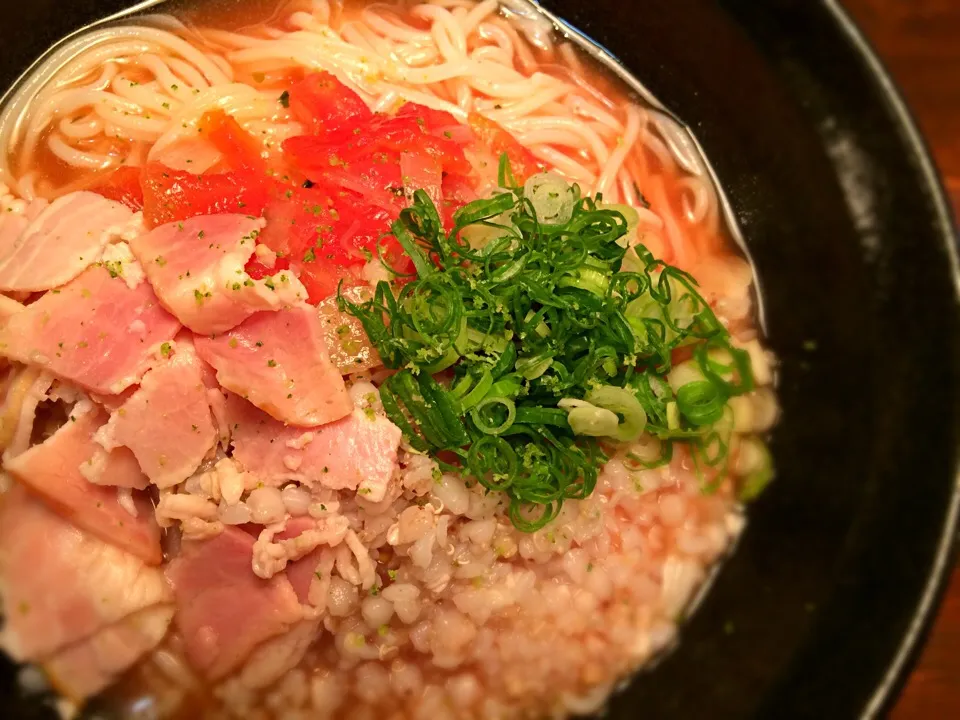 雑穀とベーコンのトマトそうめん2|半田手延べそうめんの店 阿波や壱兆さん