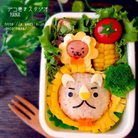 Snapdishの料理写真:『薄焼き玉子のライオンおにぎり』の子ども弁当